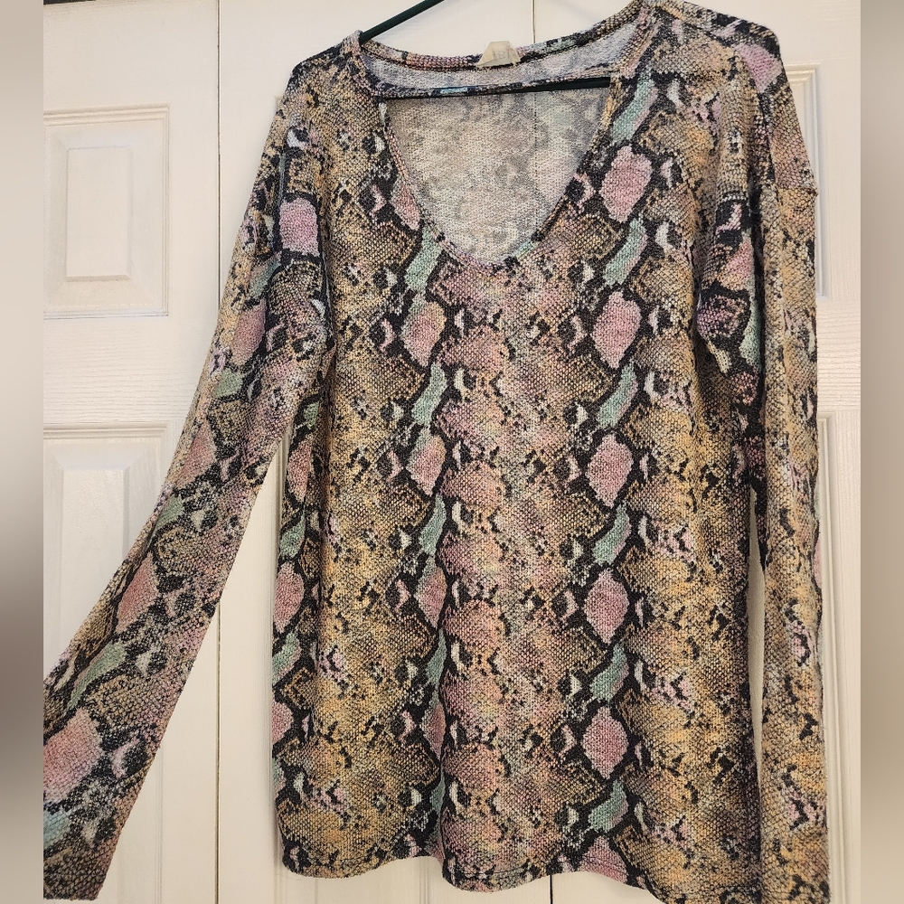 BiBi Snake Print Keyhole Top